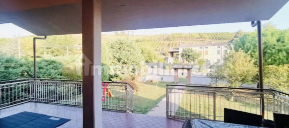4 bedrooms House in San Damiano al Colle, Italy No. 88904 15
