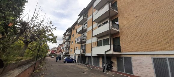 5 rooms Apartment in Mosciano Sant'Angelo, Italy No. 95416 9