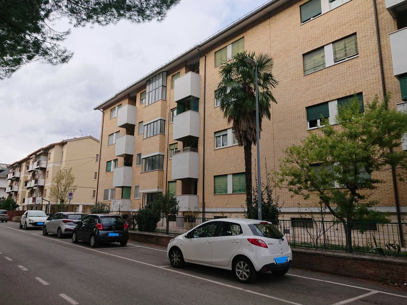 5 rooms Apartment in Mosciano Sant'Angelo, Italy No. 95416