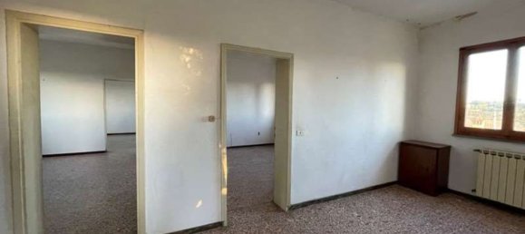 6 rooms House in Lamporecchio, Italy No. 174897 27