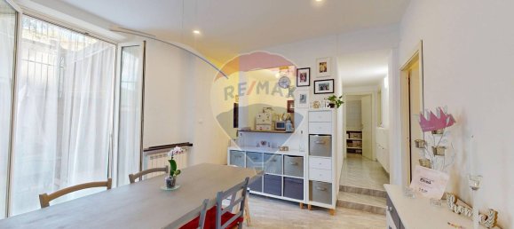 6غرفة شقة في Genoa, Italy رقم 275317 4