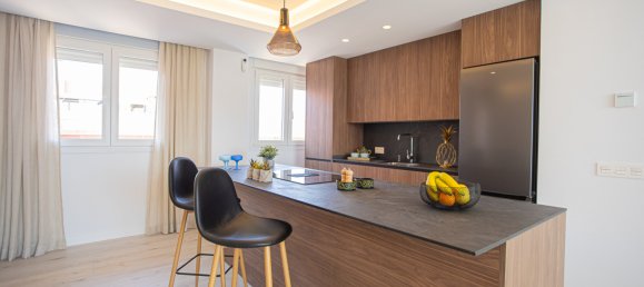 3 bedrooms Penthouse in Marbella, Spain No. 248617 16