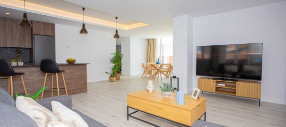 3 bedrooms Penthouse in Marbella, Spain No. 248617 20