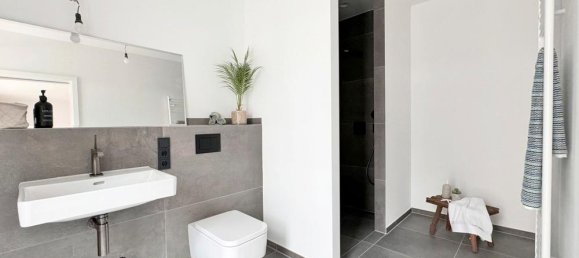 3 bedrooms Townhouse in Altona, Germany No. 368081 4