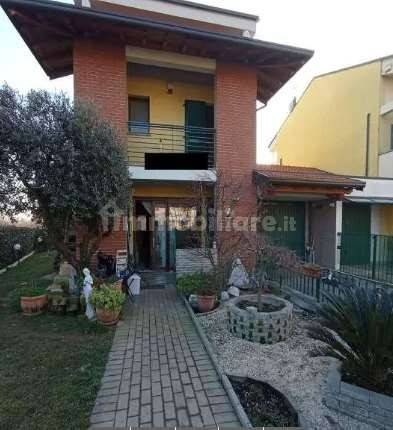 5-salle Maison à Lurago Marinone, Italy No. 3921