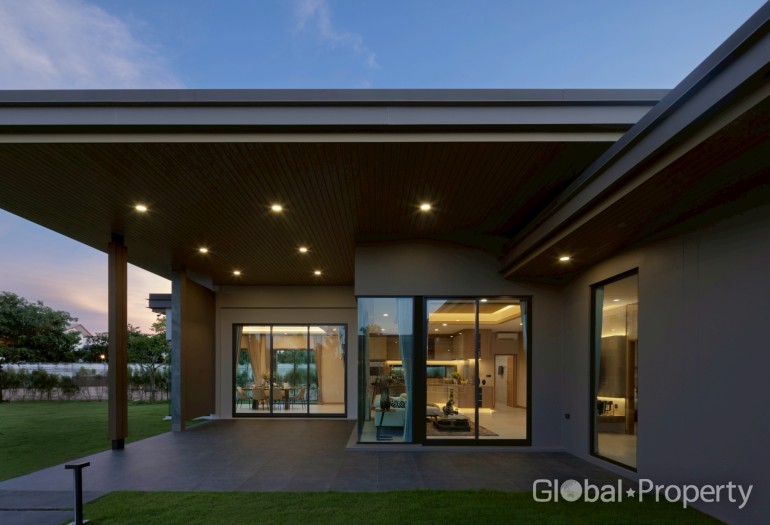 4 Schlafzimmer Haus in Pattaya, Thailand, Nr. 82650