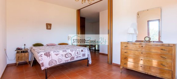 10 rooms Villa in Pietrasanta, Italy No. 195609 21
