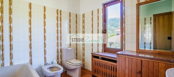 10 rooms Villa in Pietrasanta, Italy No. 195609 26