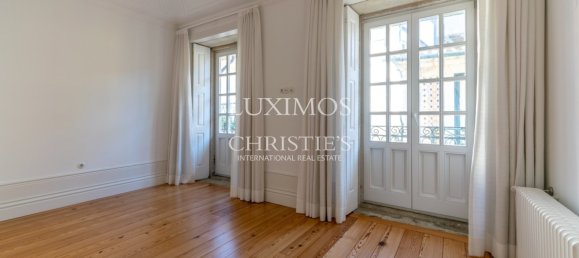 Вилла с 4 спальнями в Порту, Португалия № 120140 19