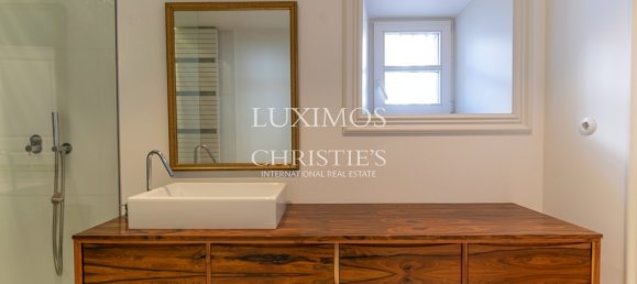 Вилла с 4 спальнями в Порту, Португалия № 120140 23