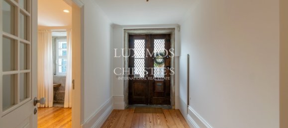 Вилла с 4 спальнями в Порту, Португалия № 120140 4