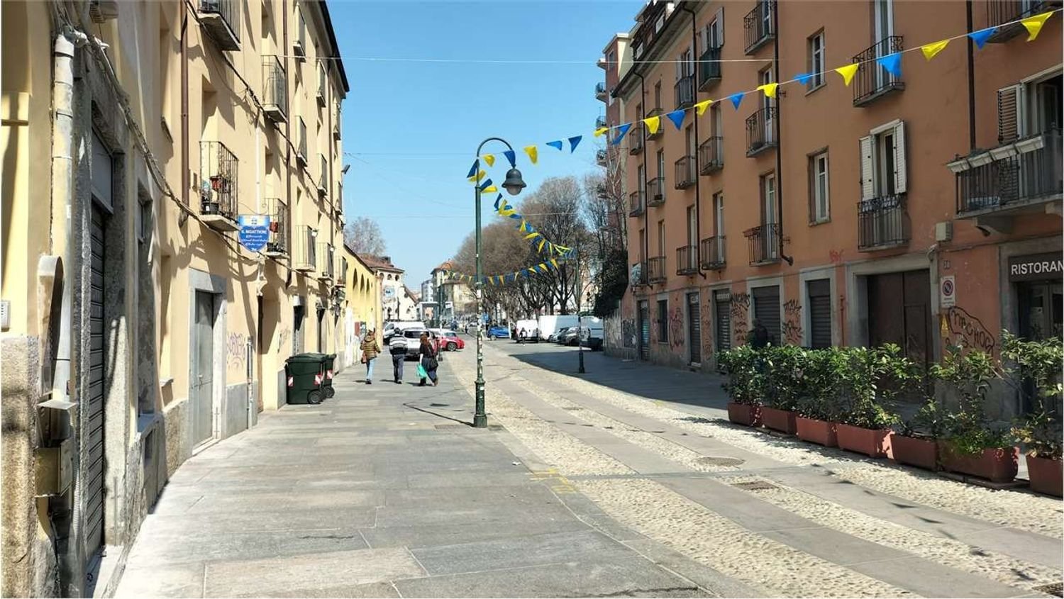 Garage in Turin, Italy 13m², Nr. 65305