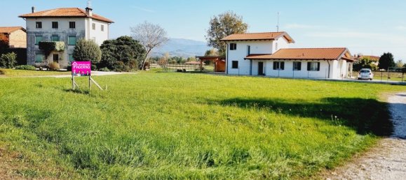 Grundstück in Udine, Italy 1300m², Nr. 179496 4