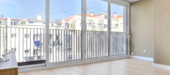 1 bedroom Apartment in Lisbon, Portugal No. 116466 2