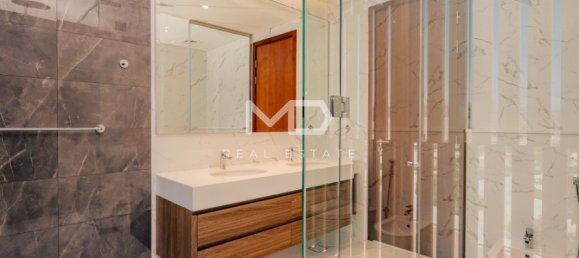 Villa T4 em Abu Dhabi, UAE N.º 47610 32