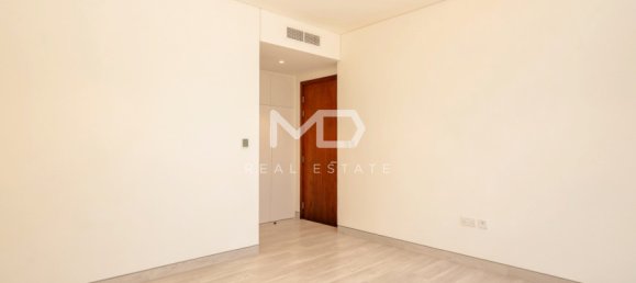 Villa T4 em Abu Dhabi, UAE N.º 47610 44