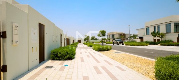 Villa T4 em Abu Dhabi, UAE N.º 47610 56