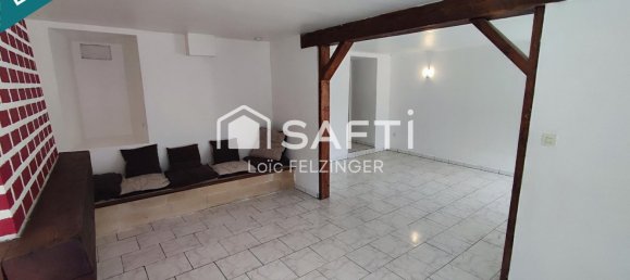 3 bedrooms House in Montaigu, France No. 259165 5