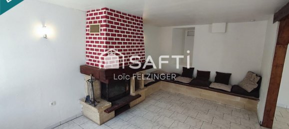 3 bedrooms House in Montaigu, France No. 259165 4