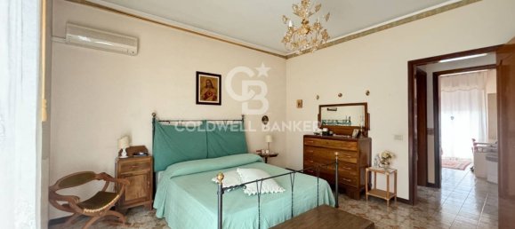 5 rooms Apartment in Ragusa, Italy No. 49672 22