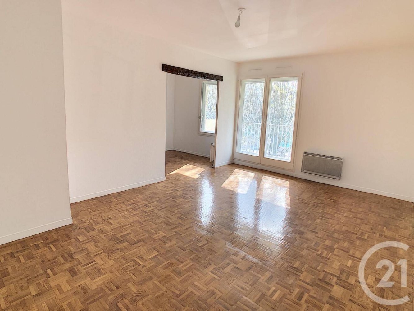 Apartamento de 3 dormitorios en Nancy, France No. 99536