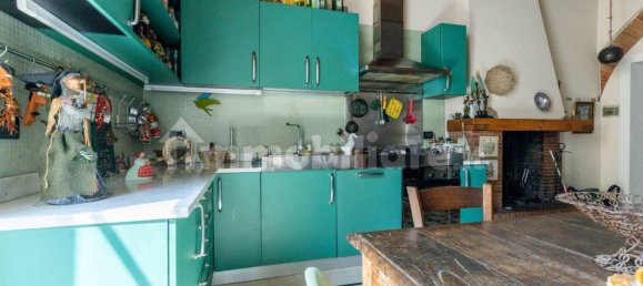 4 غرف نوم شقة في Lucca, Italy رقم 307407 5