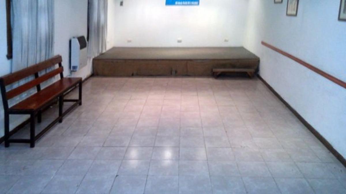 8 bedrooms House in Mar del Plata, Argentina No. 65217