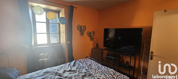 Adosado de 3 habitaciónes en Saint-Gaultier, France No. 235554 16