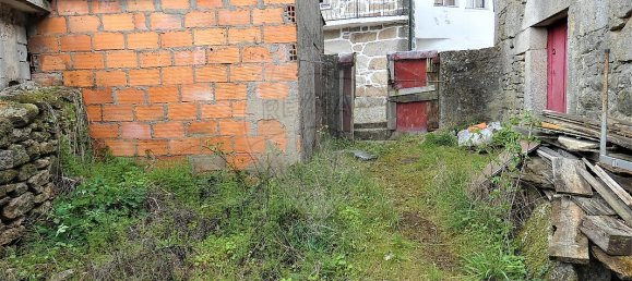 3 bedrooms House in Chavaes, Portugal No. 157419 10