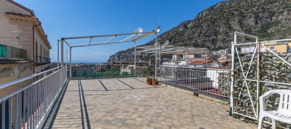 2 Schlafzimmer Penthouse in Meta, Italy, Nr. 314011 4