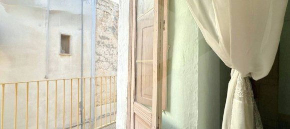 Imóvel comercial de 2 divisões em Triggiano, Italy N.º 20030 11