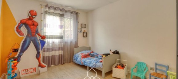  Castillos de 4 dormitorios en Isere, France No. 287431 11