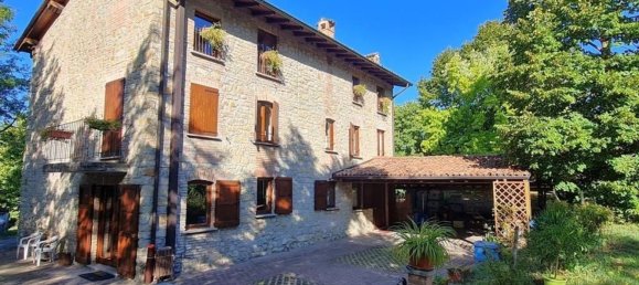 500m² Hotel in Bagnaria, Italy No. 66821 2