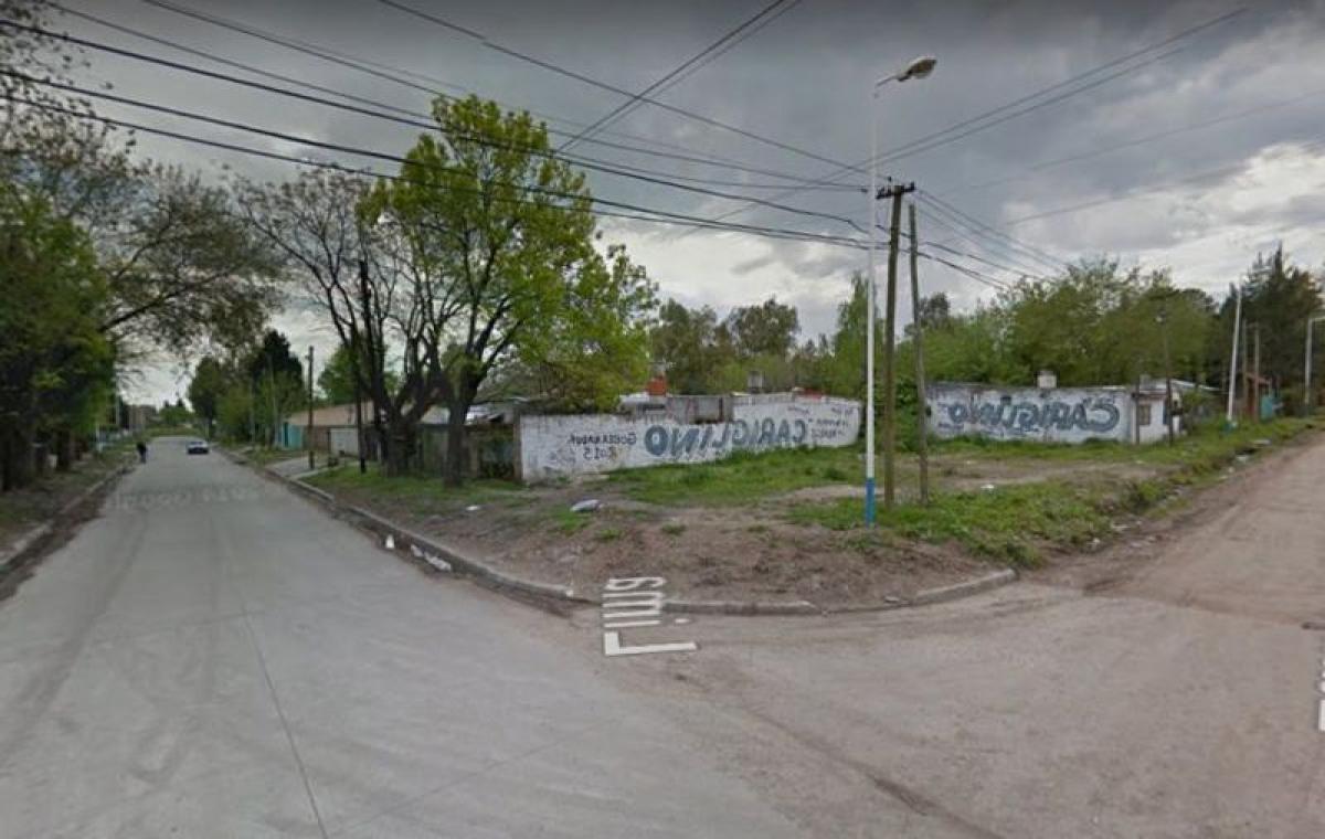  Land in Malvinas Argentinas, Argentina No. 49857