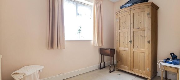 4 bedrooms House in London, United Kingdom No. 6705 20