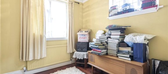 4 bedrooms House in London, United Kingdom No. 6705 22