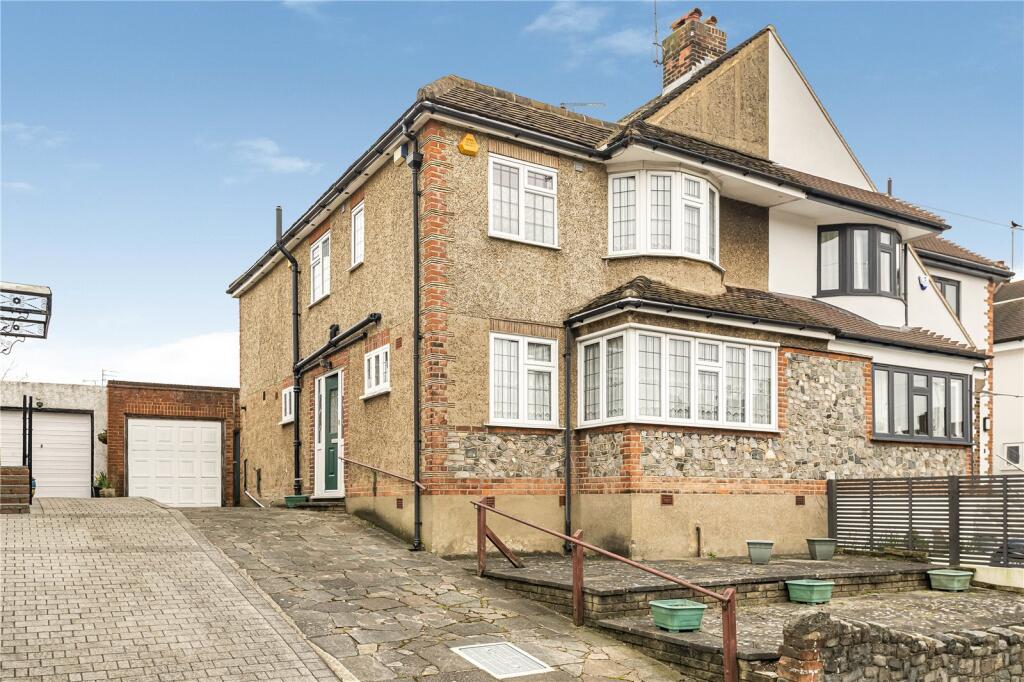 4 bedrooms House in London, United Kingdom No. 6705