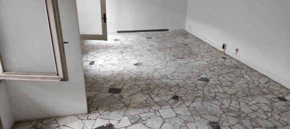 58m² Office in Alessandria, Italy No. 48279 8