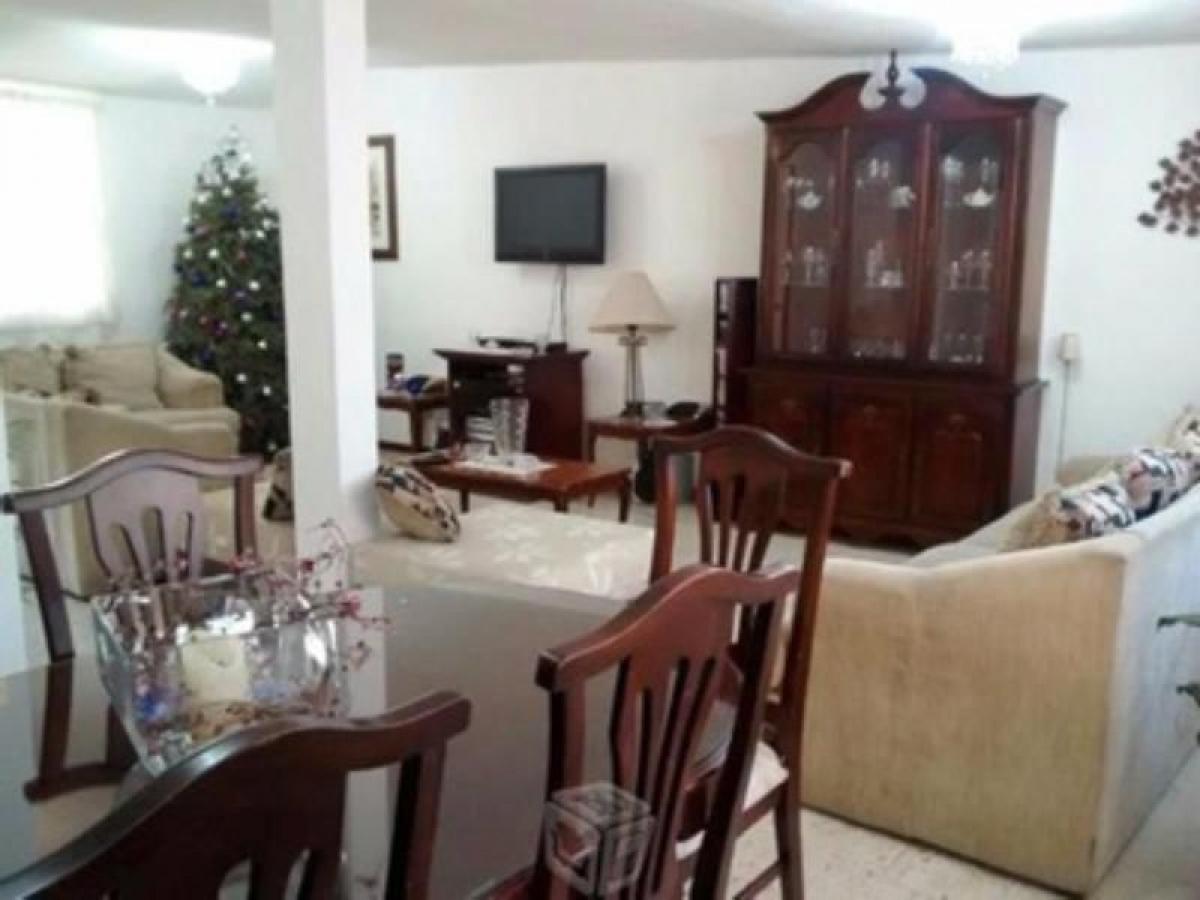 3 bedrooms House in Tlalnepantla, Mexico No. 221561