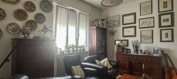 280m² Building in Chieri, Italy No. 370468 6