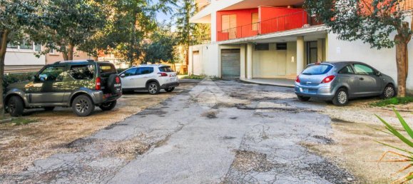 5 rooms Apartment in Chieti, Italy No. 75366 17