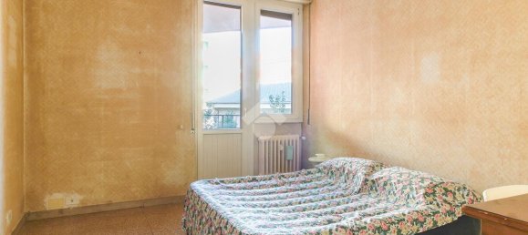 5 rooms Apartment in Chieti, Italy No. 75366 11