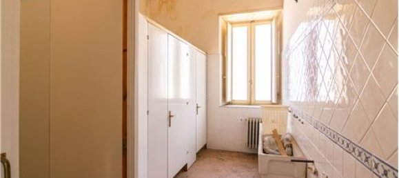 Вилла с 10 спальнями в Маскалуча, Италия № 290222 18