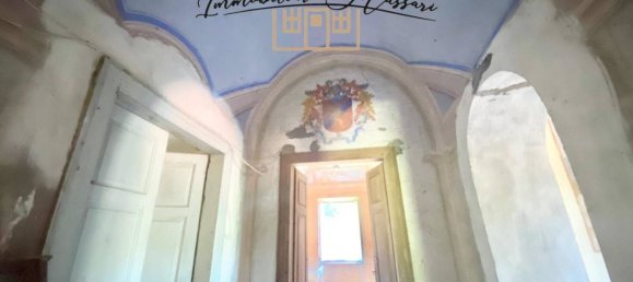 4 bedrooms Apartment in Fivizzano, Italy No. 290923 9