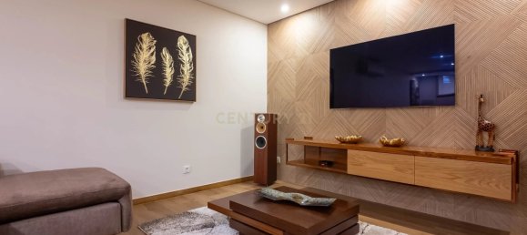 Villa de 3 dormitorios en Fanzeres, Portugal No. 130985 28