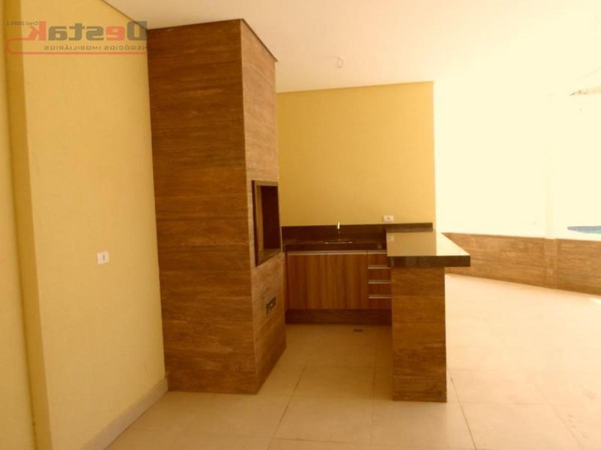 4 bedrooms House in Sao Paulo, Brazil No. 516967