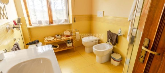 5 bedrooms Apartment in Montegranaro, Italy No. 373336 22