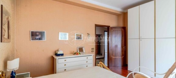 5 bedrooms Apartment in Montegranaro, Italy No. 373336 39