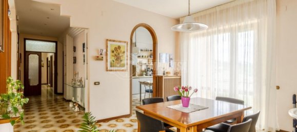 5 bedrooms Apartment in Montegranaro, Italy No. 373336 11