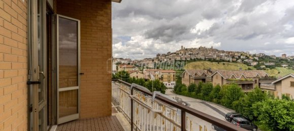 5 bedrooms Apartment in Montegranaro, Italy No. 373336 17